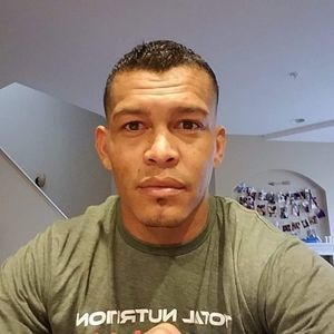 Meet your Posher, Red